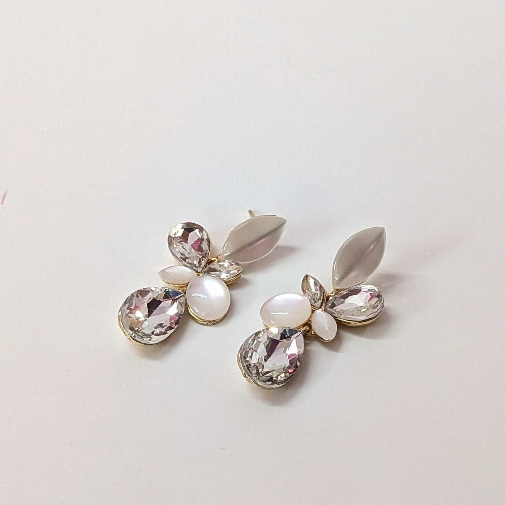 Champagne Crystal Floral  Elegant Drop Design Dangler Earrings