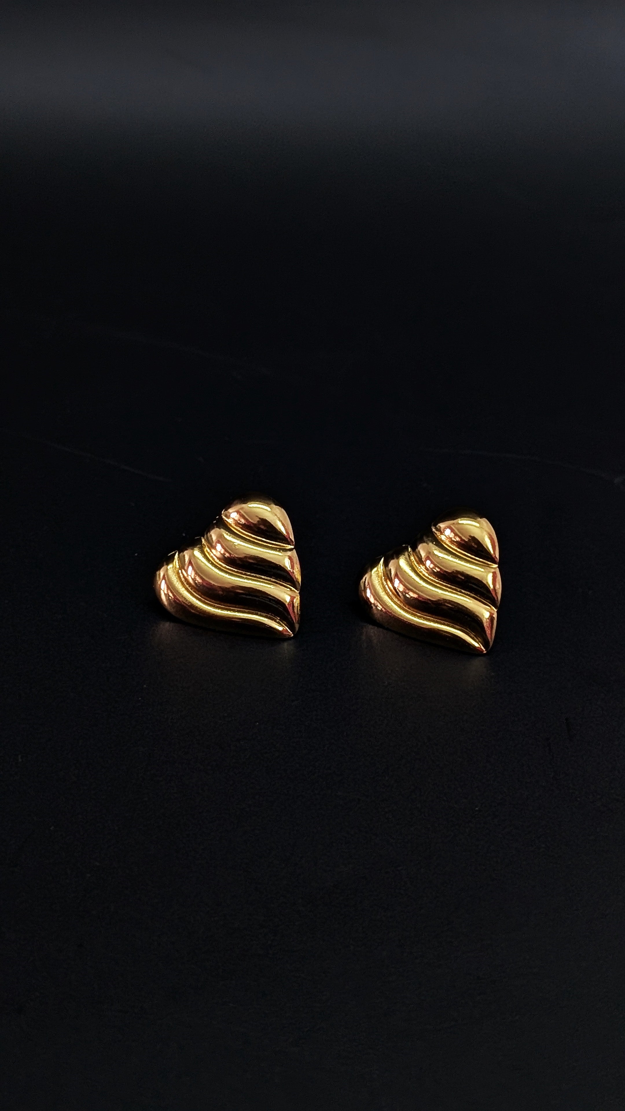 Gold Wavy Heart Stud Earrings