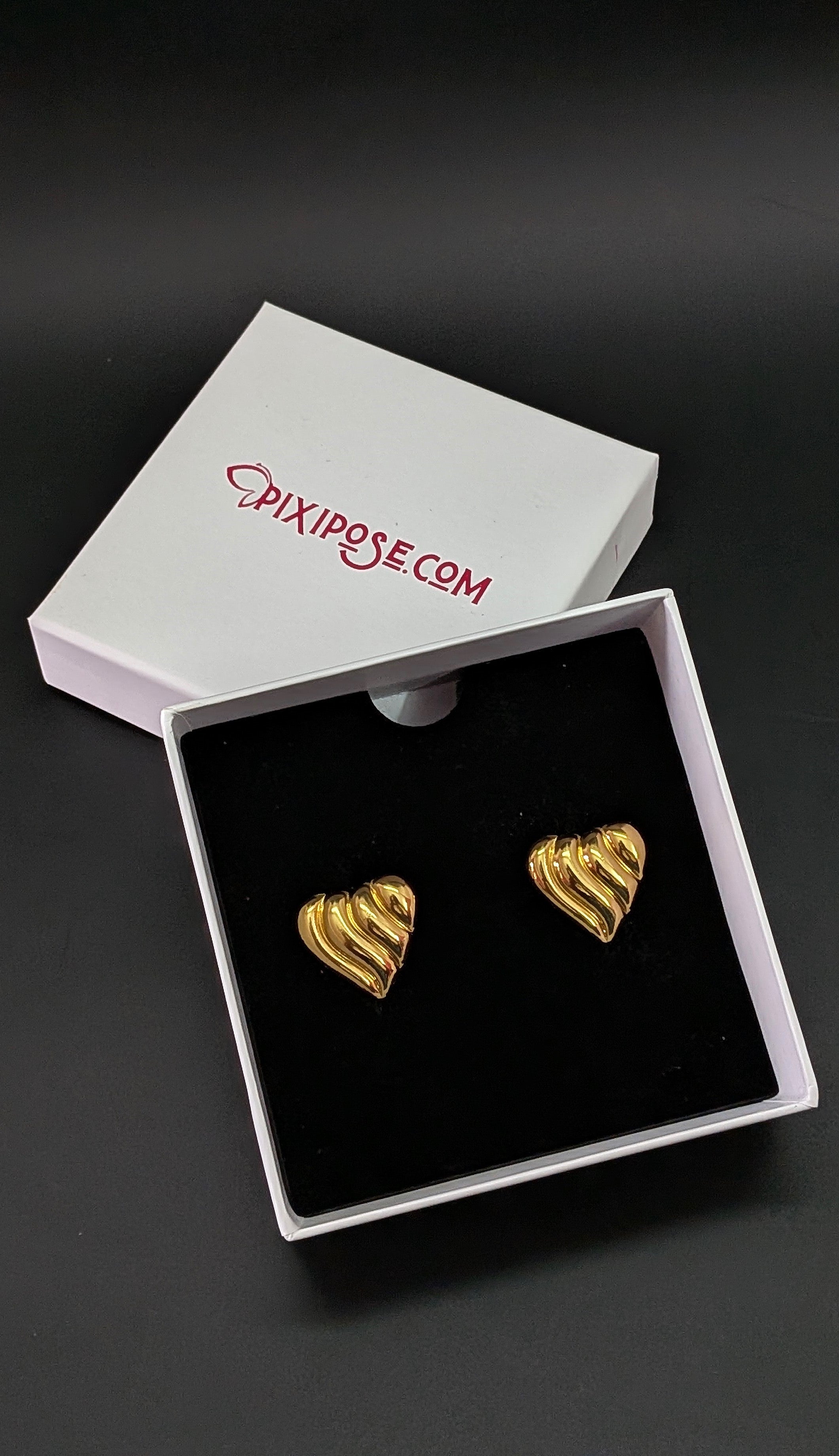 Gold Wavy Heart Stud Earrings
