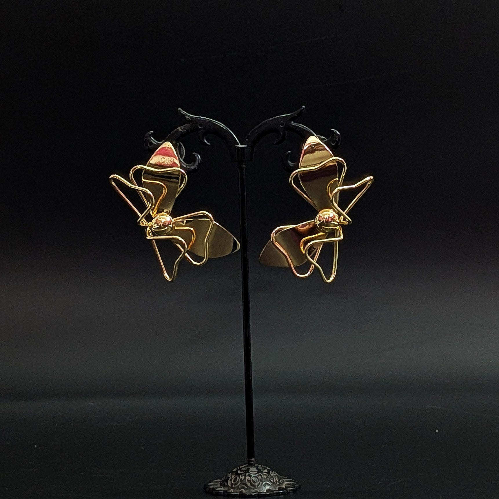 Gold bow knot earrings