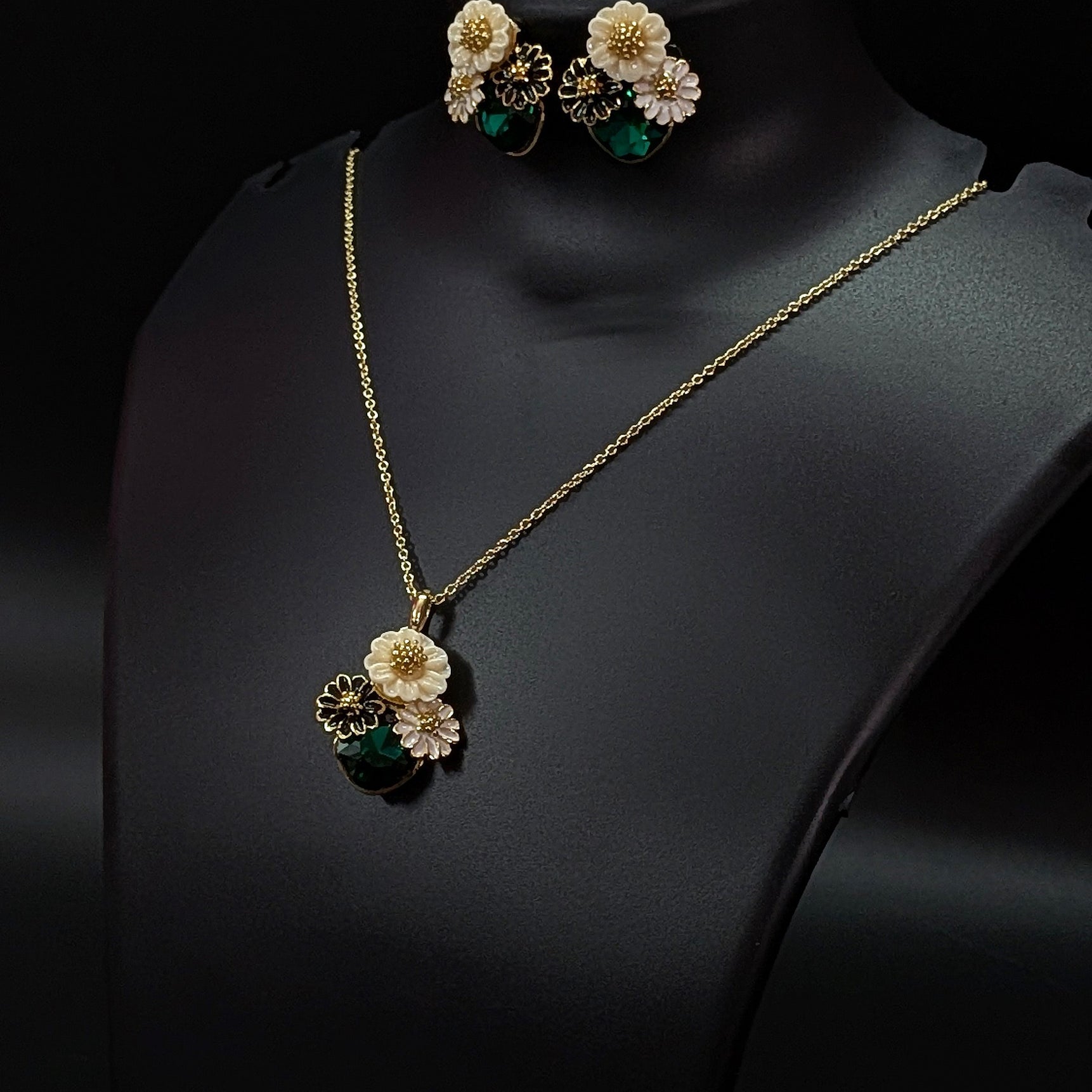 Green Rose Floral Jewelry Set for Women