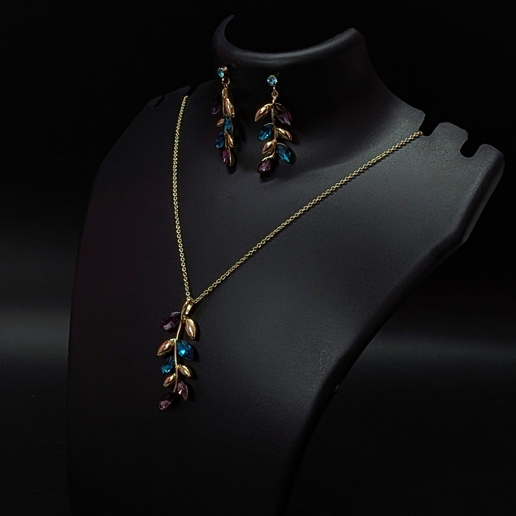 Elegant Leaf Floral Pendant Set with Danglers