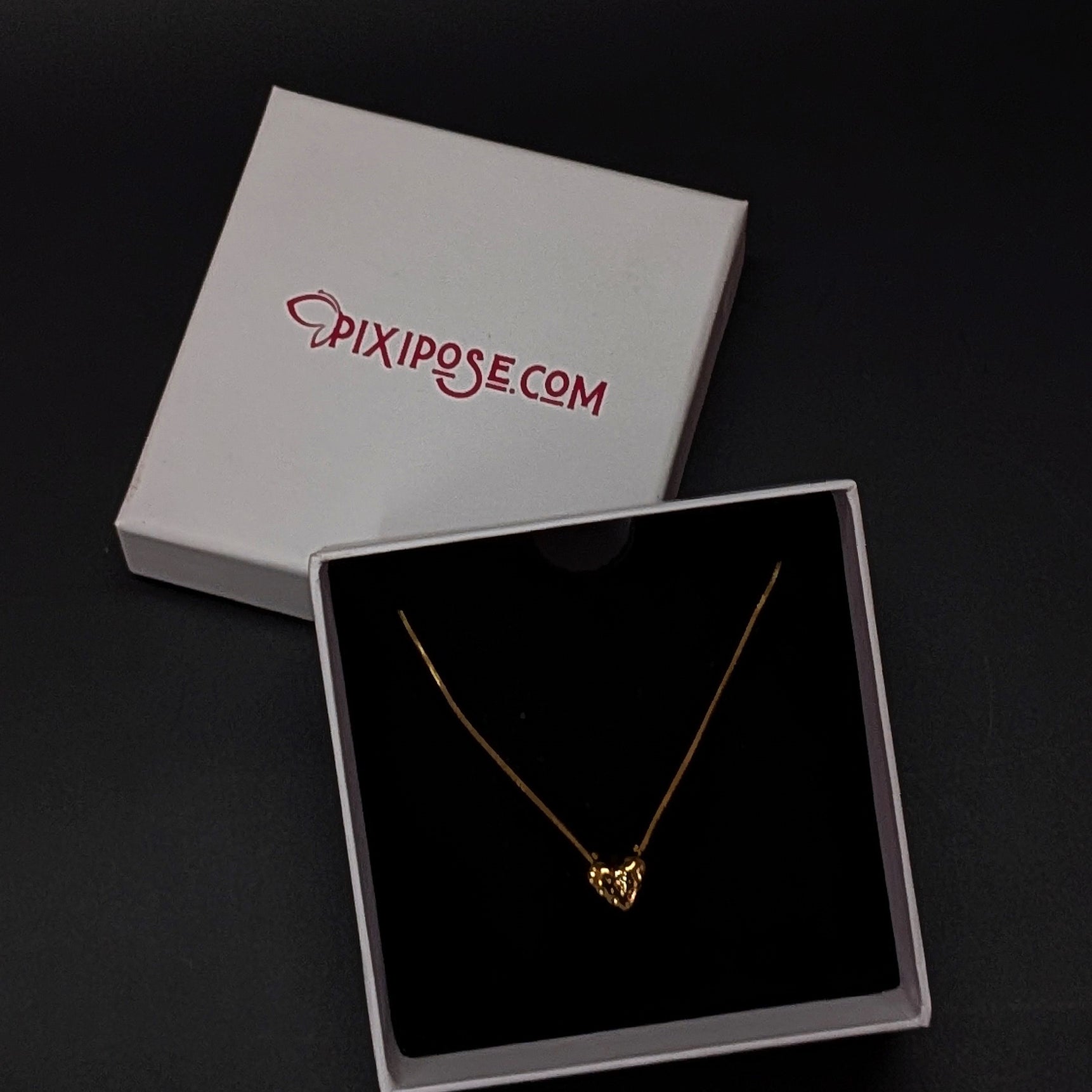 Heart Pendant Gold Chain Minimal Necklace