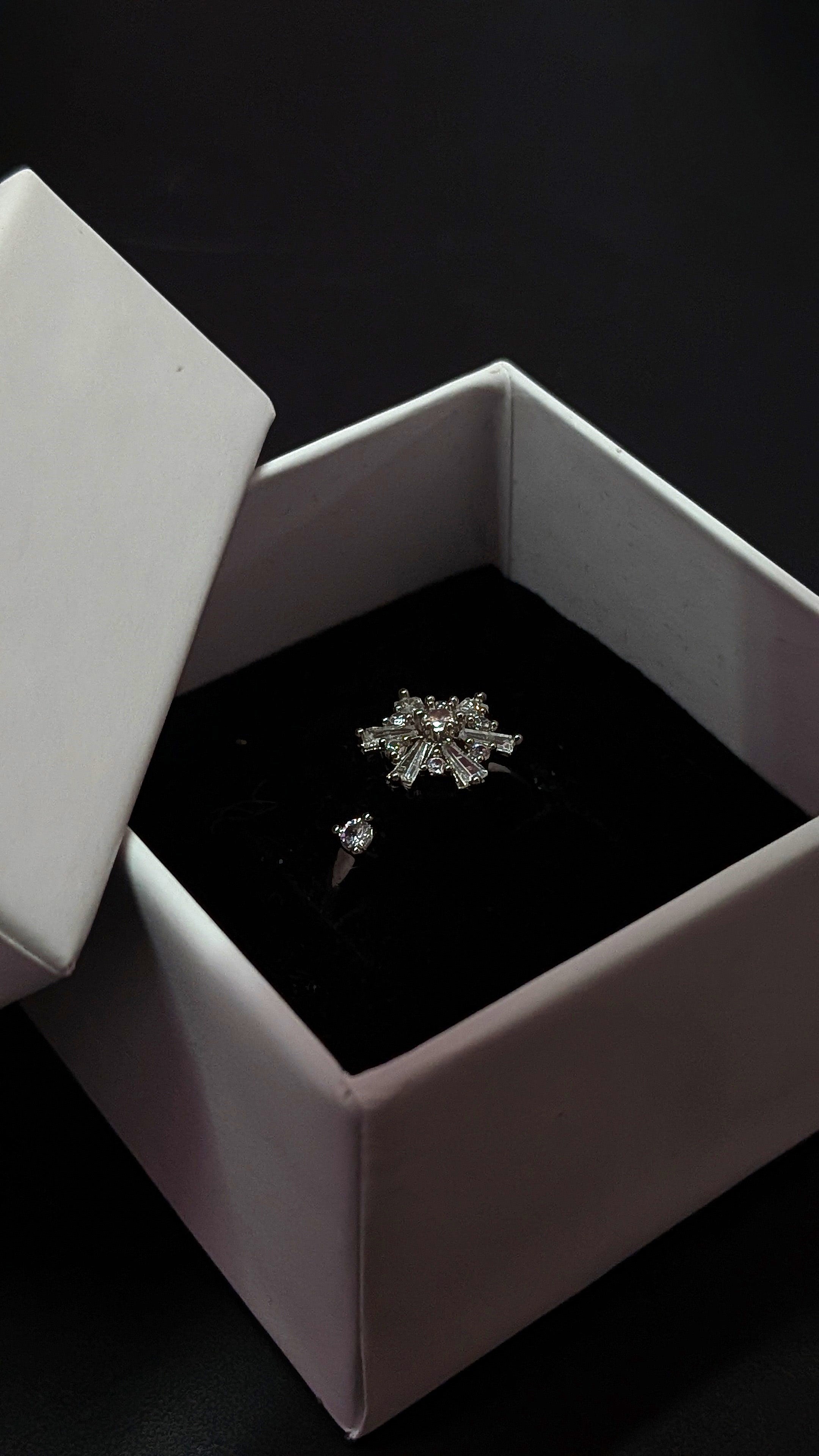 Adjustable Silver Crystal Snowflake Rotating Ring