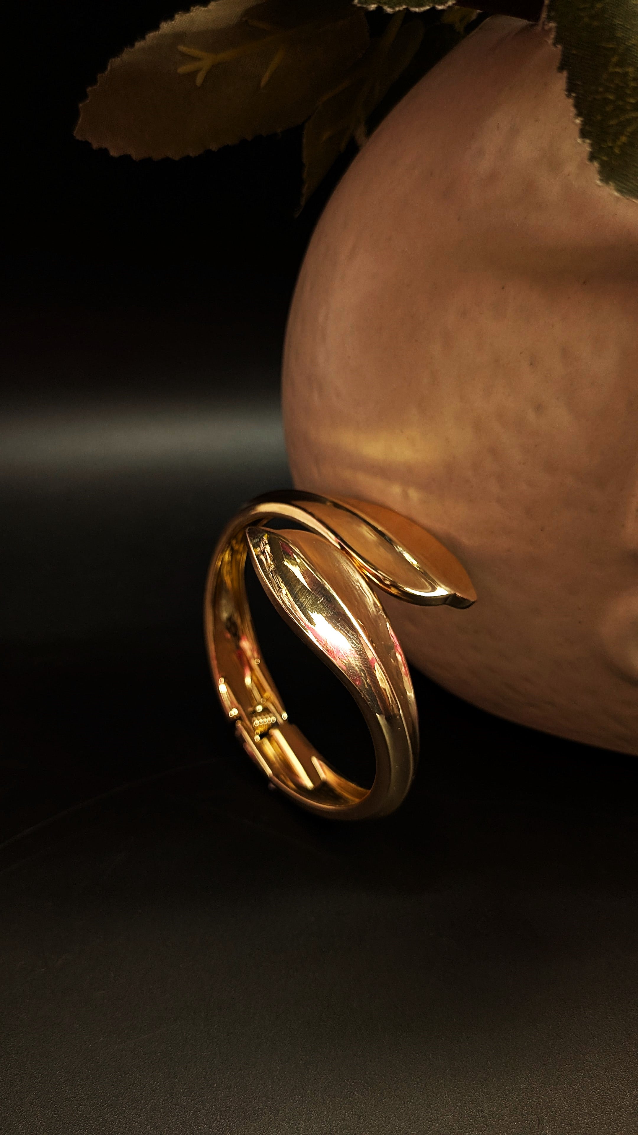 Golden Flame Cuff Bracelet – Bold Sculpted Statement