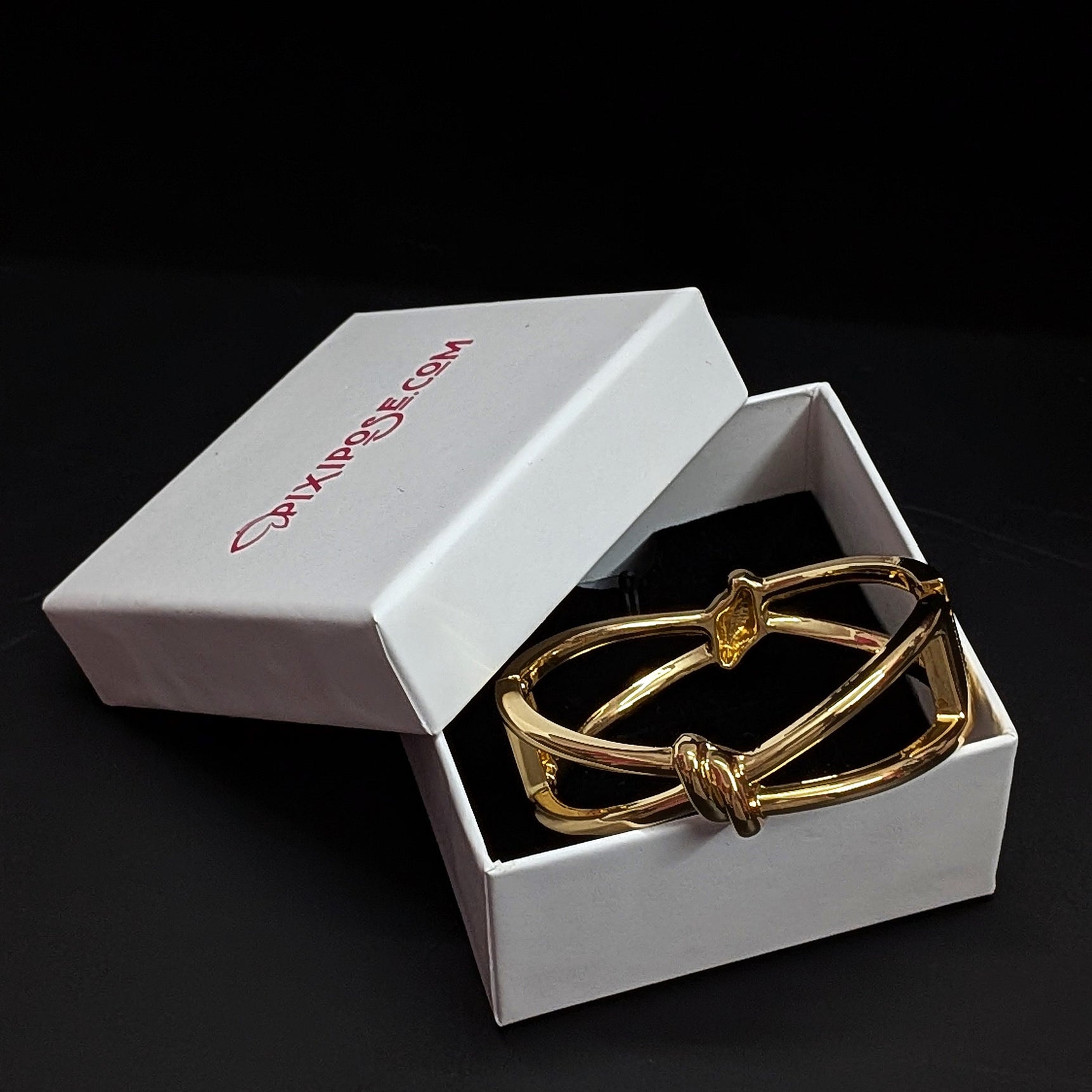 Golden Knot Cuff Bracelet – Bold Minimalist Statement