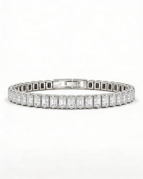 Classic Silver Crystal Tennis Bracelet – Sparkling Elegance